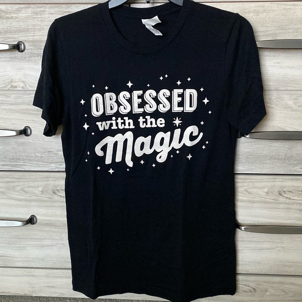 Obsessed with the magic | black tee